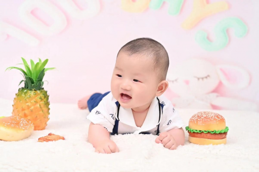 江山两岁宝宝晚上哭